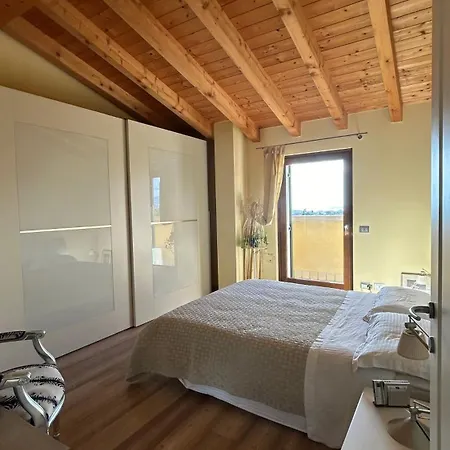 Vista Con Piscina, Bardolino Garda